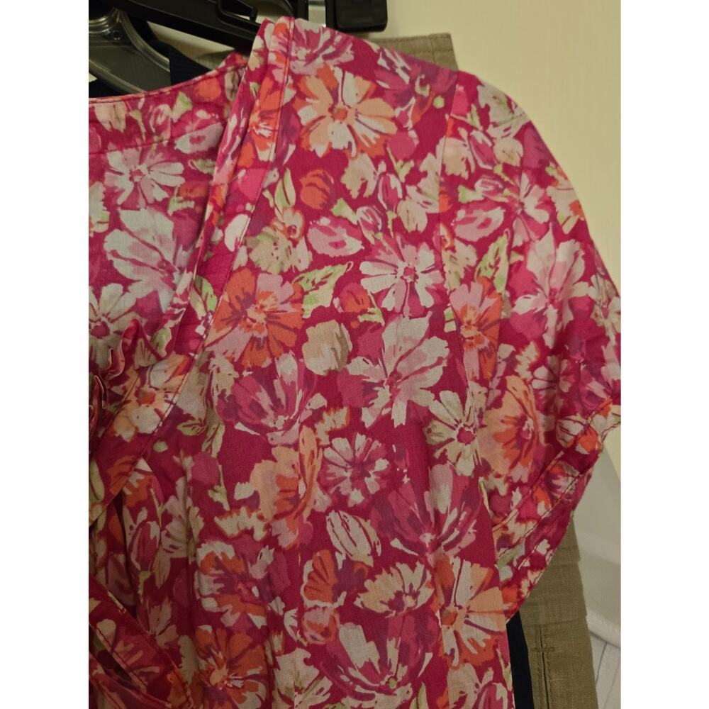 St. John’s Bay Pink Floral Short Sleeve Tie Neck Pullover Blouse - Size XL EUC - Picture 6 of 10